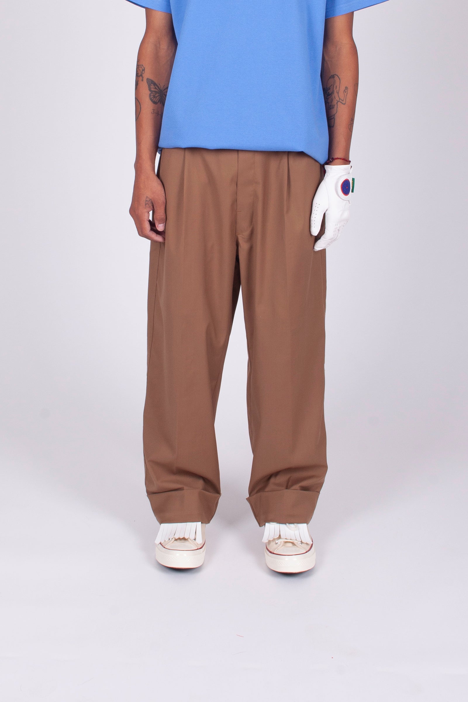 loose fit golf trouser | sand